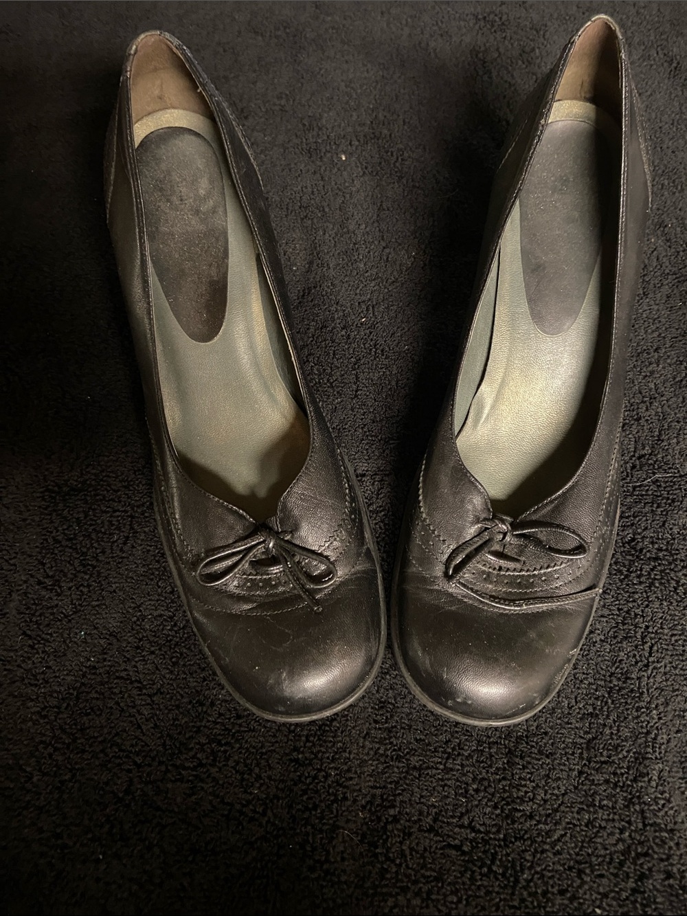 Nine West Black Leather Slip-On Flats with Bow Accent